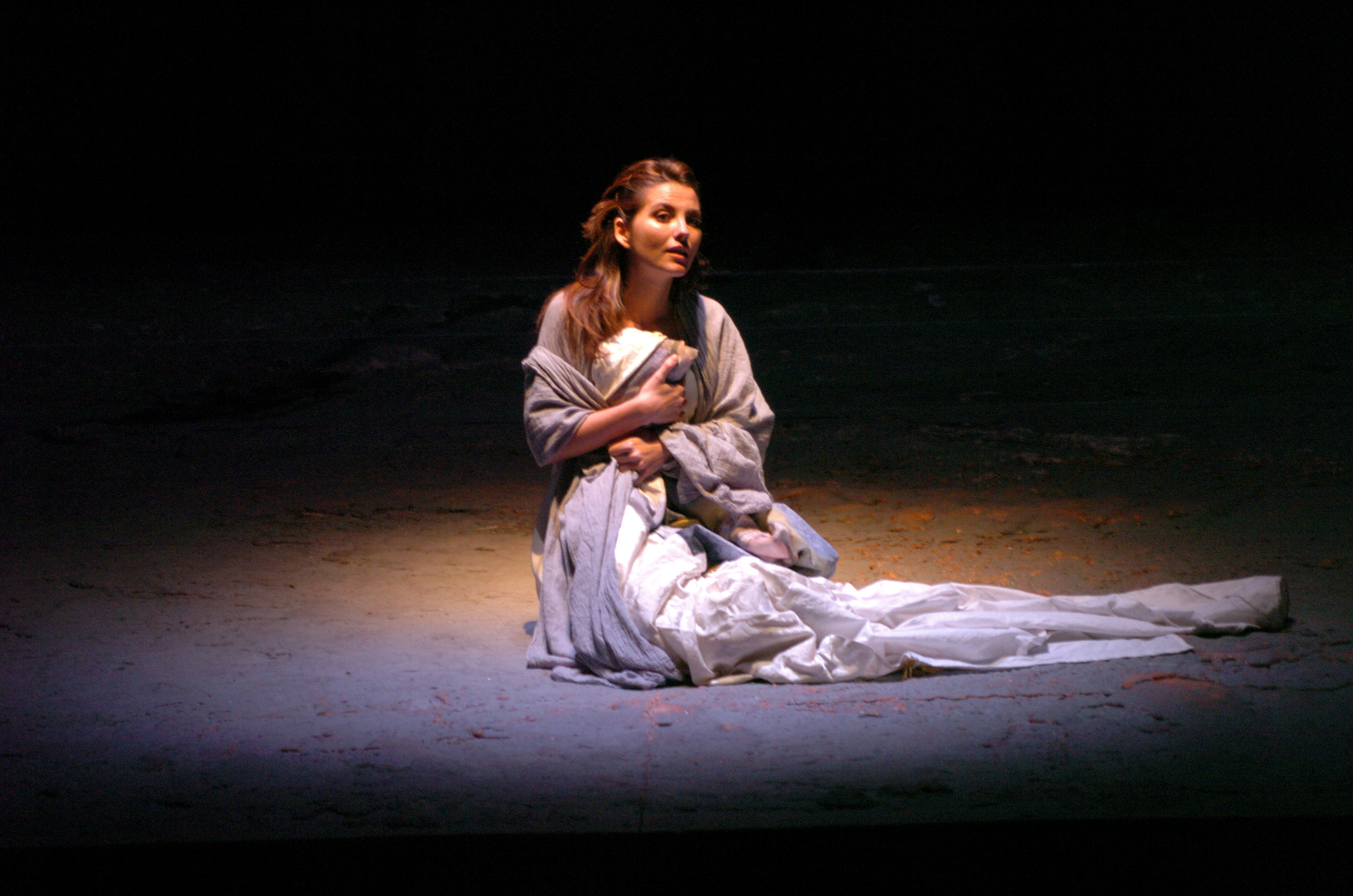 Vanessa Gravina in AGATA